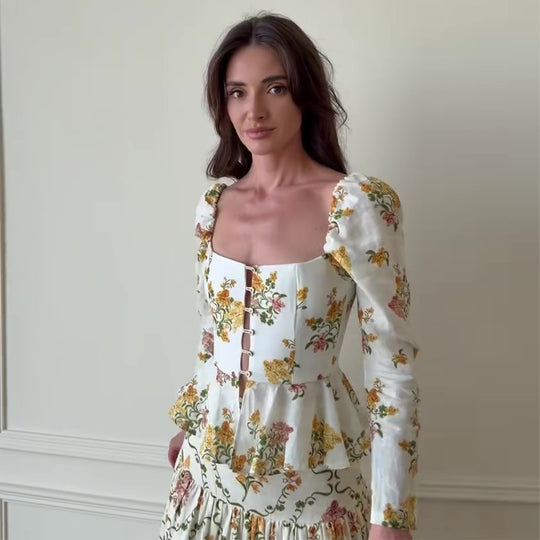 Damen Spitzenbluse mit dekorativem Knopfdetail und voluminösen Ärmeln EB