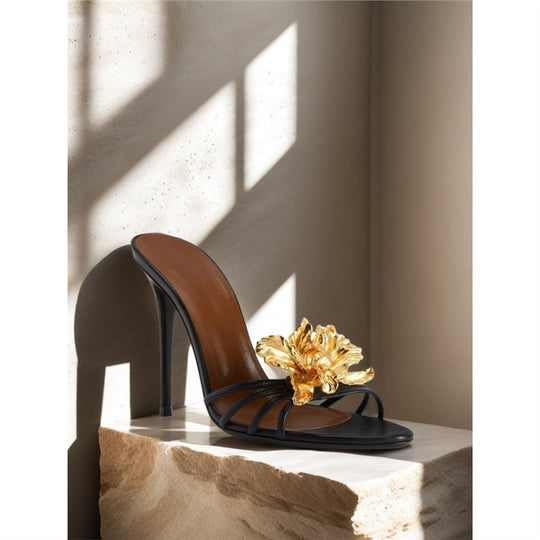 Damen elegante High Heel Sandalen mit zierlicher Blumenapplikation EB