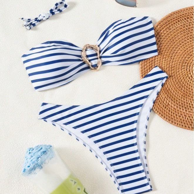 Damen Bandeau-Bikini mit modischen Streifen und elegantem Ringdetail EB