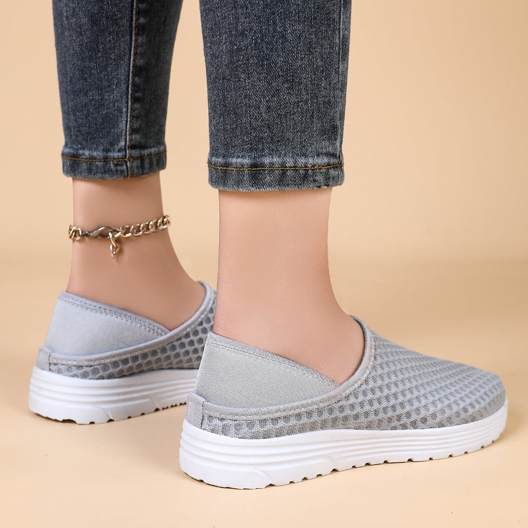 Damen Atmungsaktive Slip-On Sneakers mit rutschfester Sohle EB 1774525904
