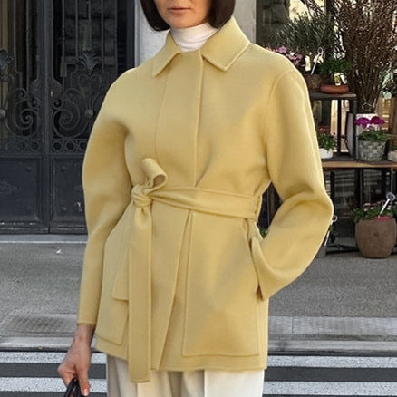 Damen Modische Oversized-Jacke mit Gürtel und hochgeschlossenem Kragen EB