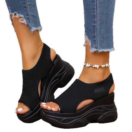 Damen Komfortable und stilvolle Plateausandalen EB