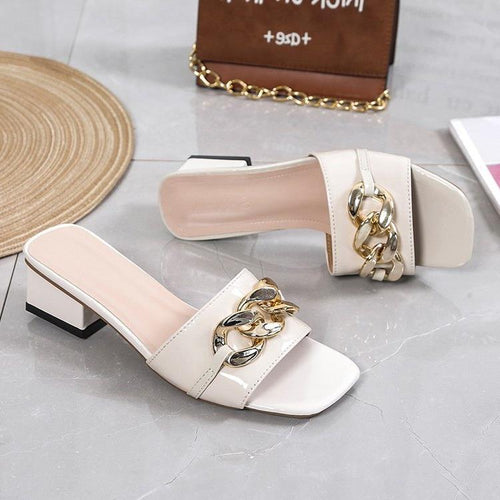 Damen Offene Mules mit glamourösem Schmuckdetail EB