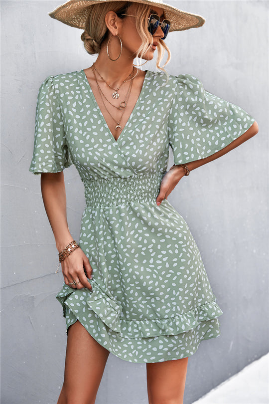 Damen Blümchen Minikleid mit Rüschen und elastischem Taillenbund EB
