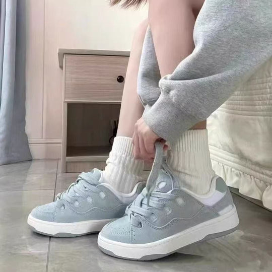 Damen Sneakers mit einzigartigem Schnürsystem und weicher Sohlenkonstruktion EB