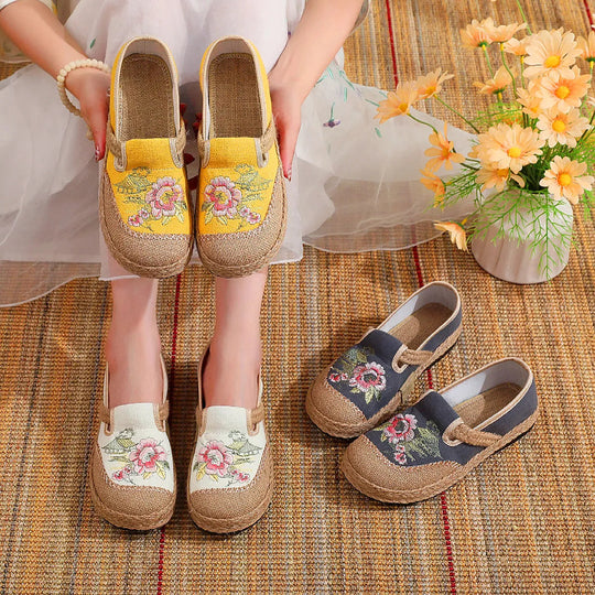 Damen klassische Espadrilles mit handgestickten Blumenmotiven EB