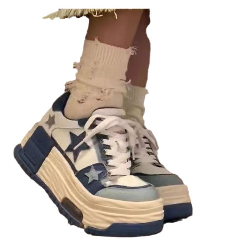 Damen Plateau Sneaker mit Stern-Design EB