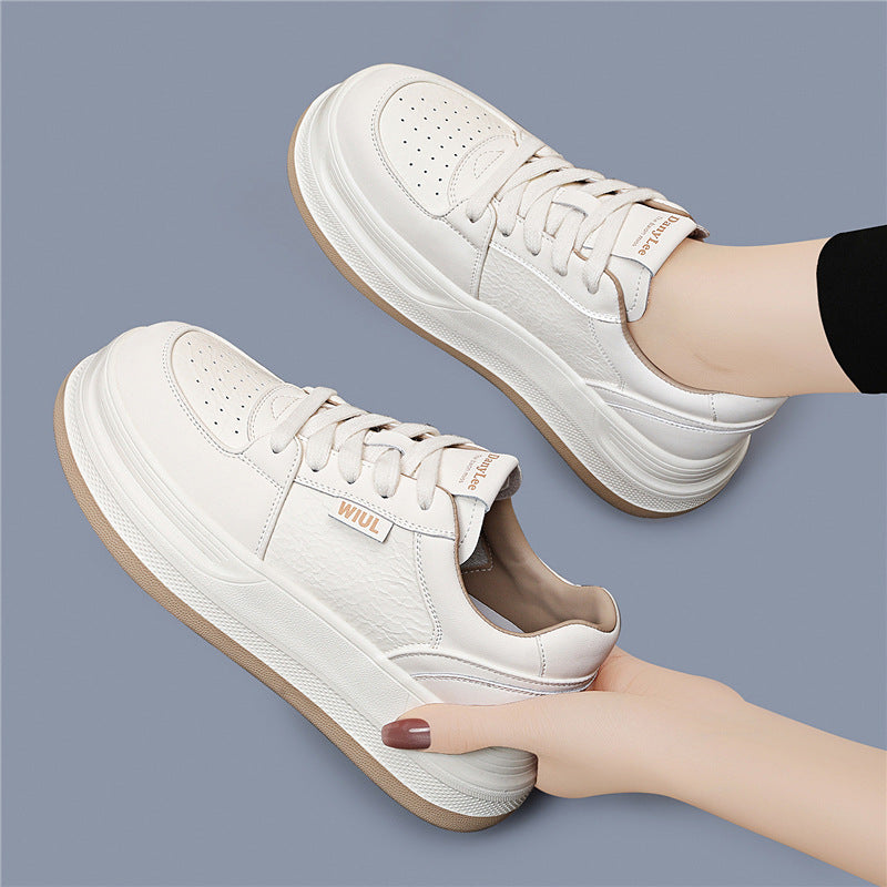 Damen Modische und komfortable Sneakers mit weicher Lederoberfläche EB