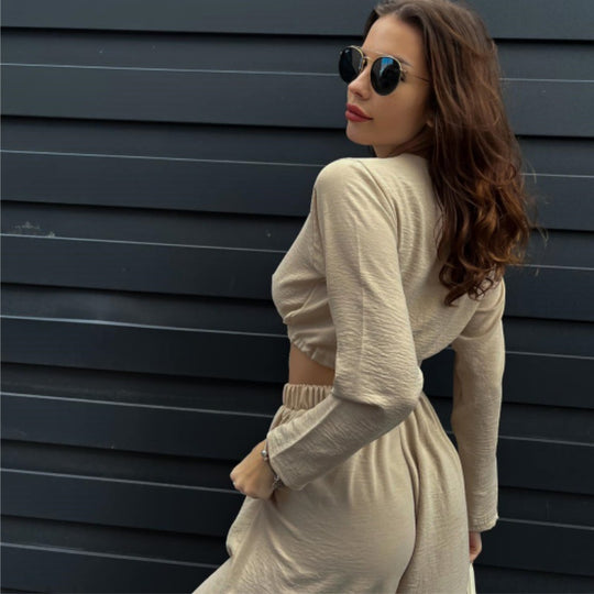 Damen Stylishes Zweiteiler-Set mit raffinierter Crop-Bluse und weiter Hose EB
