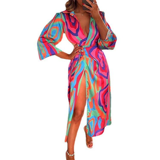 Damen Maxikleid mit eleganten Floraldesign und schmeichelndem Schlitz EB