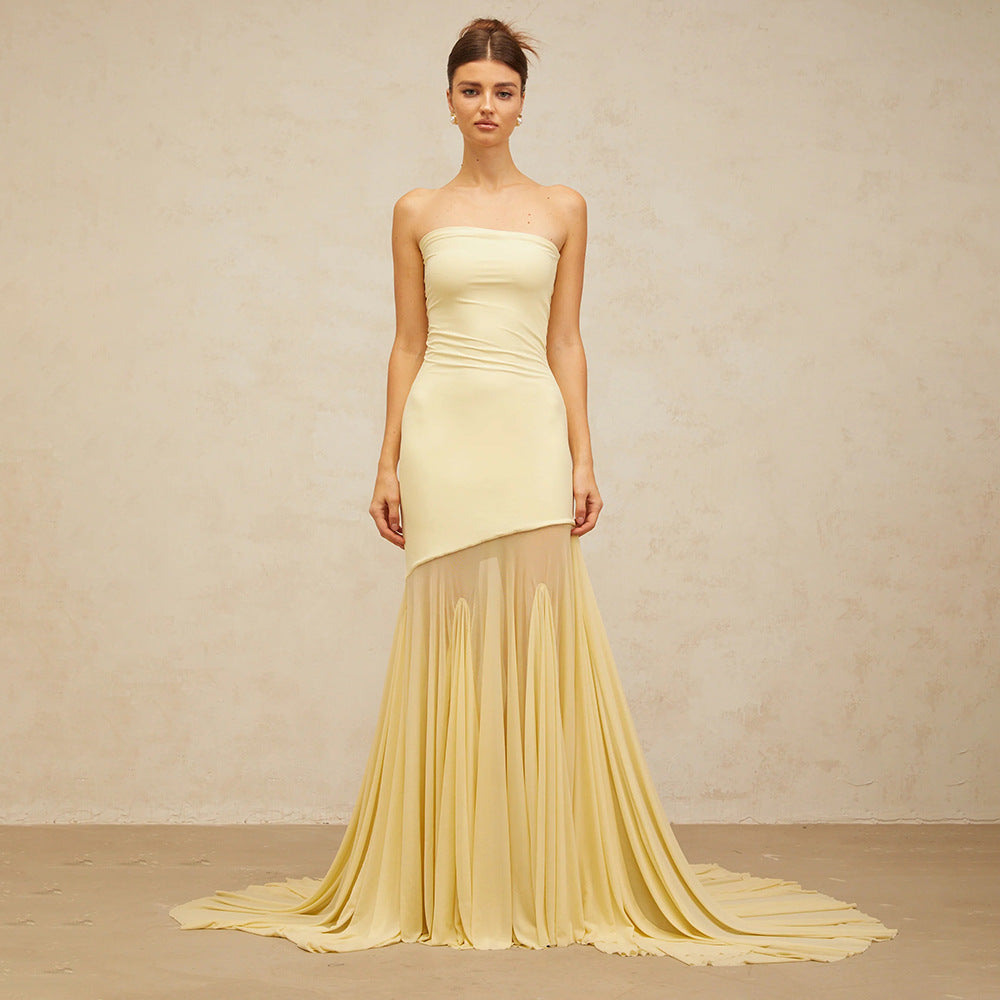 Damen Elegantes schulterfreies Maxikleid mit schimmerndem Stoff und voluminösem Rock EB
