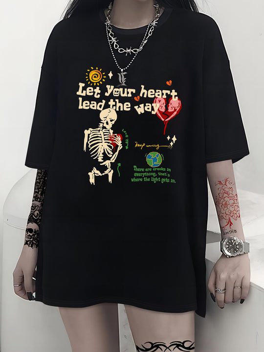Damen T-Shirt mit kreativem Katzenmotiv und verspielter Schleife EB