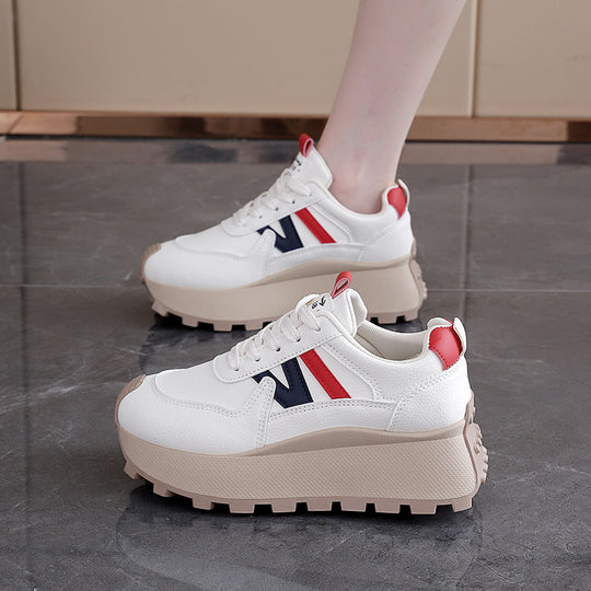 Damen Chunky Sneakers mit eleganter Plateau-Sohle und modischem Design EB