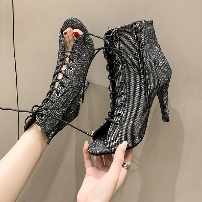 Damen Peep-Toe Stiefelette mit modischem Schnürdesign EB