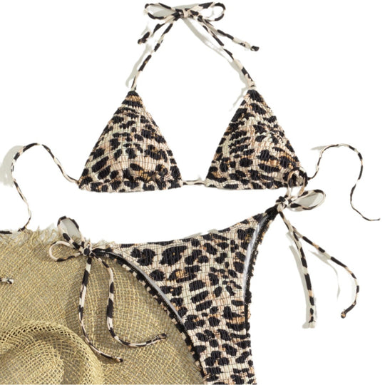 Damen Triangel-Bikini mit verspieltem Leo-Design und verstellbaren Bändern EB