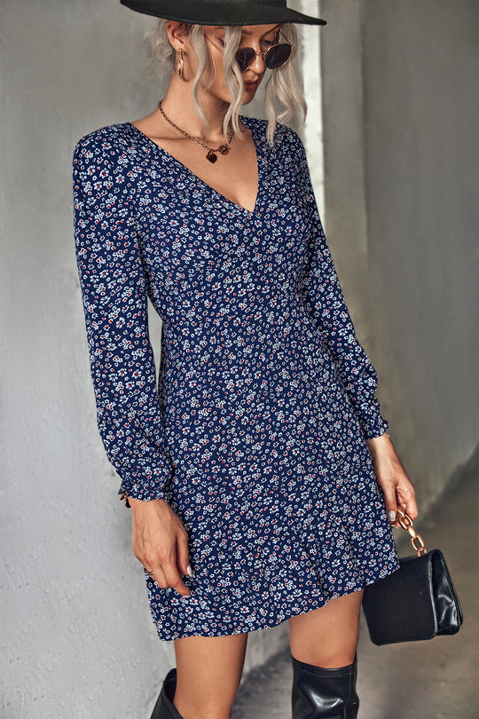 Damen Minikleid mit verspieltem floralem Muster und femininem V-Ausschnitt EB