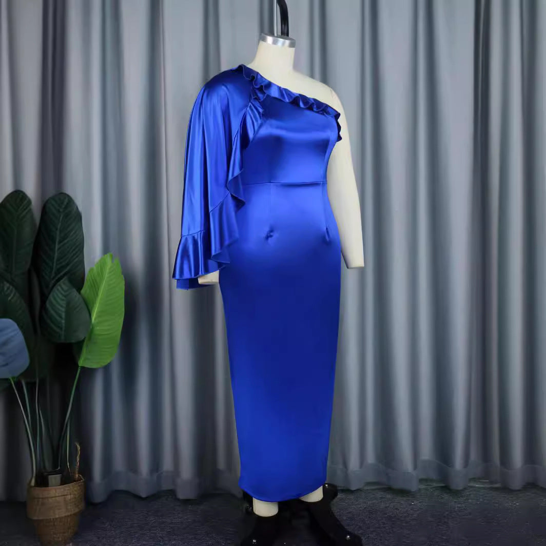 Damen elegantes Maxikleid mit asymmetrischem Rüschendesign EB