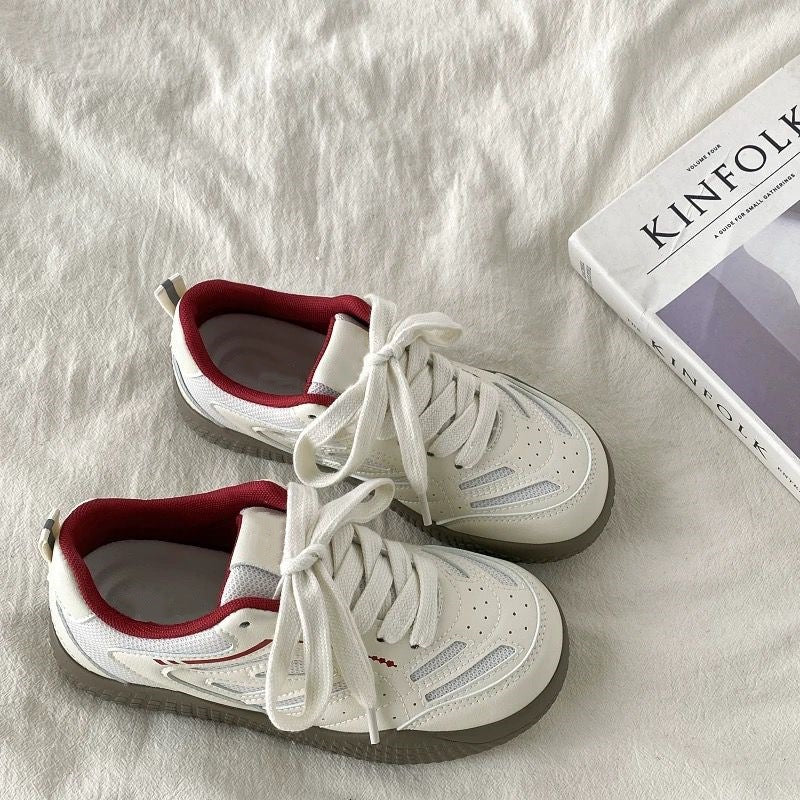 Damen Sportliche Sneaker mit atmungsaktiven Mesh-Einsätzen und elastischen Schnürsenkeln EB