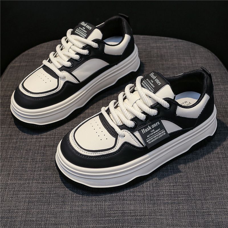 Damen sportliche Sneaker mit stabiler Sohle und modischem Design EB