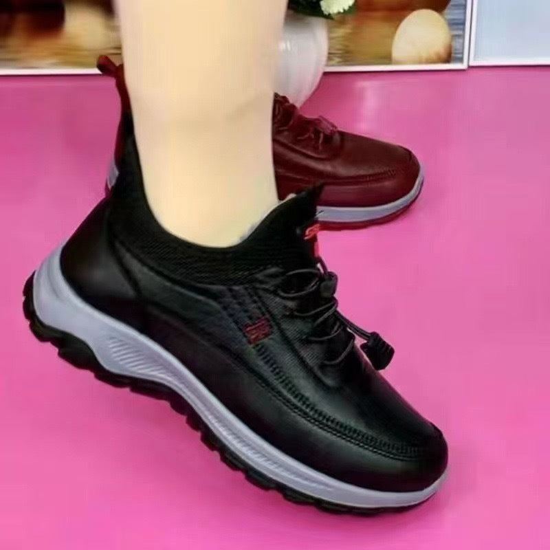 Damen Sportliche und bequeme Schnürsneaker mit dämpfender Sohle EB
