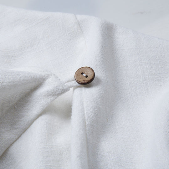 Herren Überwurfjacke mit asymmetrischem Schnitt und dekorativen Details EB