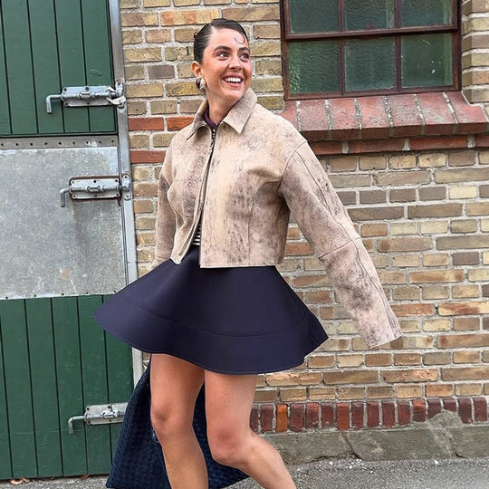 Damen modische Wildlederjacke mit voluminösen Ärmel EB