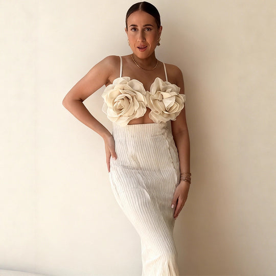 Damen Crop-Top mit floralen 3D-Blütenapplikationen und elegantem Schnitt EB