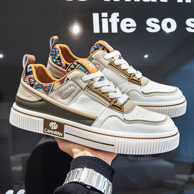 Herren stylische Plateausneaker mit gepolstertem Schaftkragen, geprägten Overlays und griffiger Plattformsohle EB