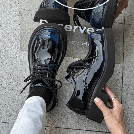 Damen Hochglänzende Schnürschuhe mit dicker Sohle und modischem Design EB