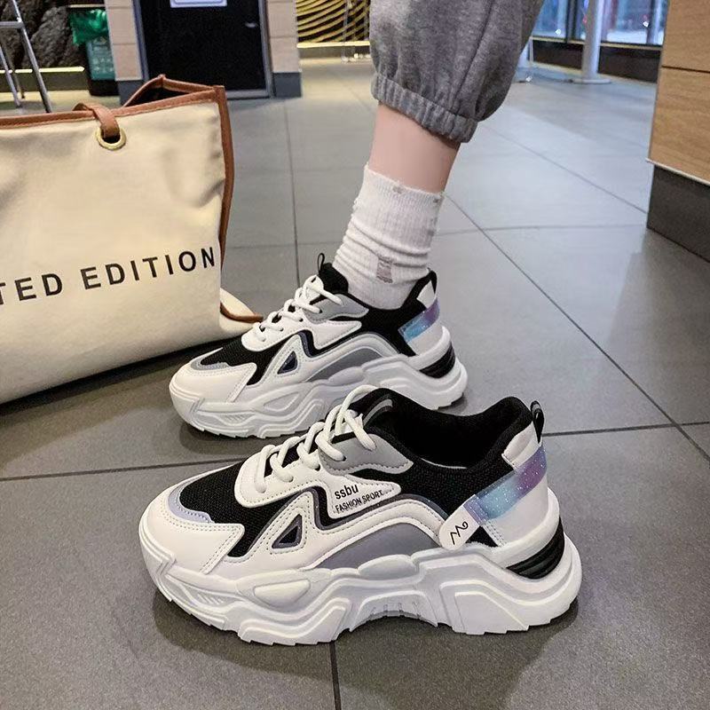 Damen Sportliche Sneaker mit rutschfester Sohle und atmungsaktivem Material EB