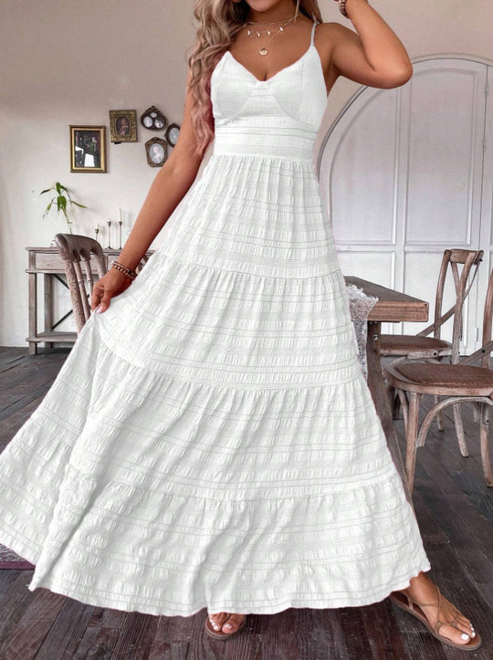 Damen Maxikleid mit femininer Silhouette und luftiger Struktur EB