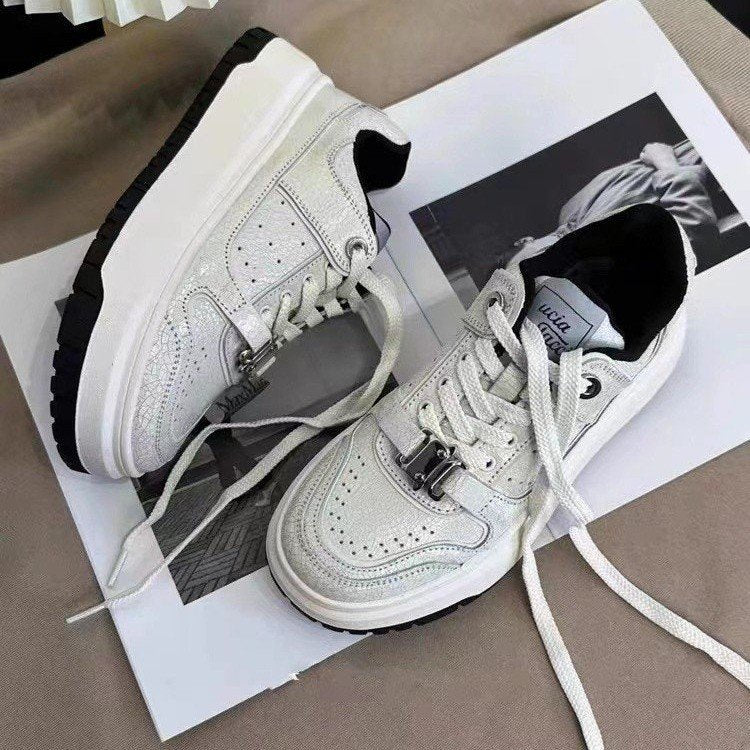 Damen Trendige Sneaker mit robuster Plateau-Sohle und modischem Schnallen-Design EB