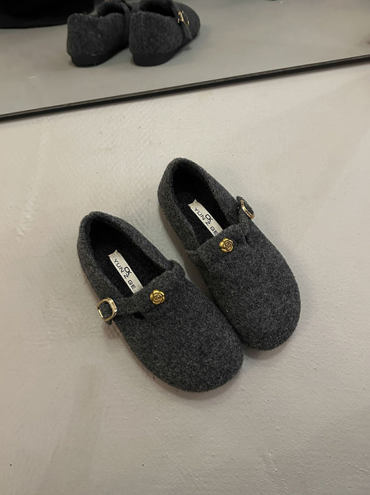 Damen Filzschuhe mit elegantem Schnallenverschluss EB