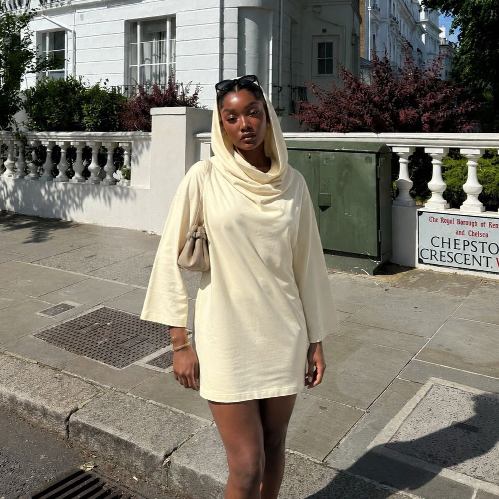 Damen Kapuzenminikleid mit drapiertem Halsausschnitt und überschnittenen 3 4-Ärmeln Eichborn Berlin