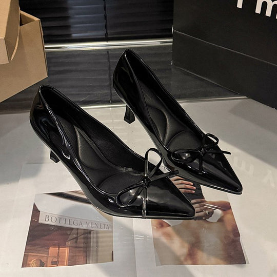 Damen elegante Pumps mit modischem Schleifendesign und bequemem Blockabsatz EB