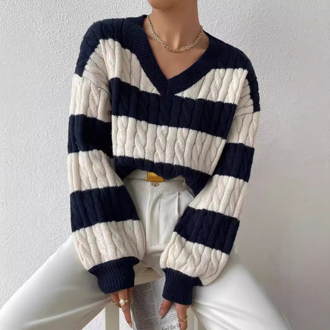 Damen nan gestreifter Grobstrick-Pullover mit Zopfmuster, tiefem V-Ausschnitt und oversized Passform EB