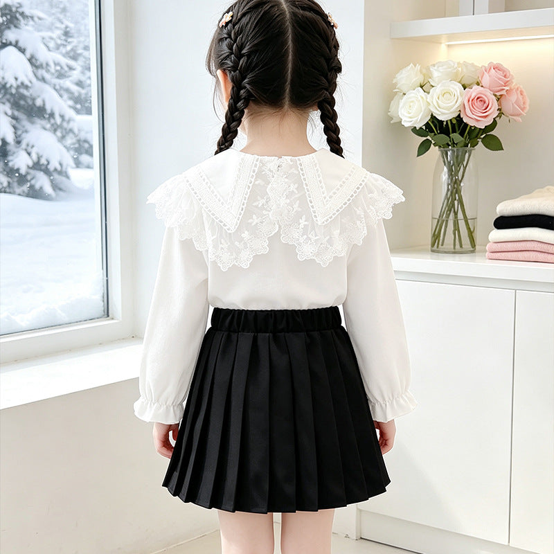 Mädchen Bluse mit romantischem Rüschenkragen und edlen Stickereien EB