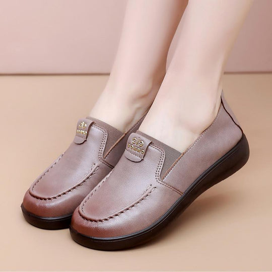 Damen Slip-On Halbschuhe aus Leder mit elastischem Innenbereich EB