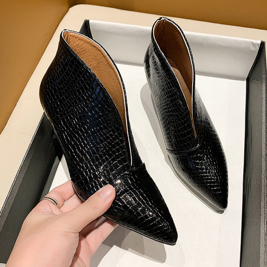 Damen nan spitze Stiefelette mit Krokoprägung und niedrigem Kittenabsatz EB