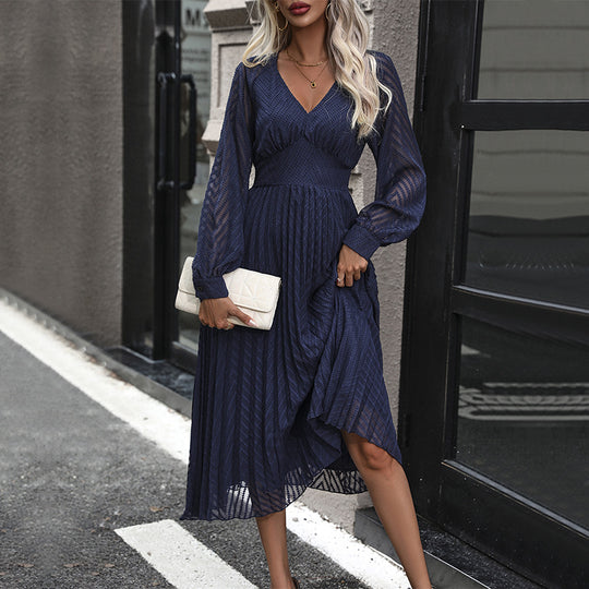 Damen Maxikleid mit fließendem Rock und eleganten Rüschendetails EB