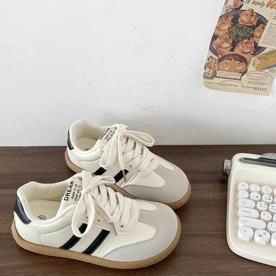 Damen Sportliche Freizeitschuhe mit bequemer Polsterung und modischen Akzenten EB