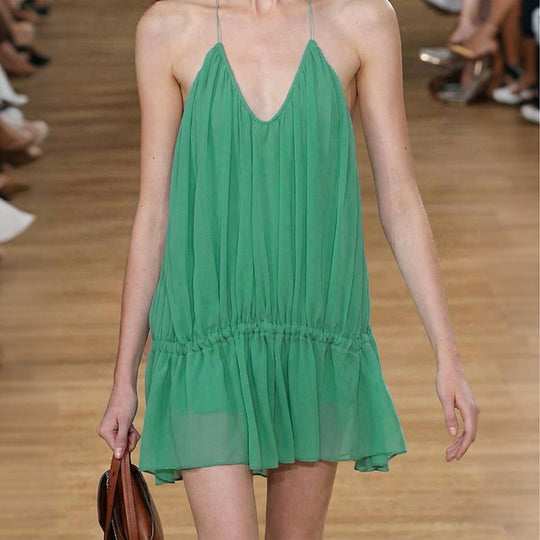 Damen Freizeitkleid mit raffiniertem V-Ausschnitt und schwingendem Rock EB