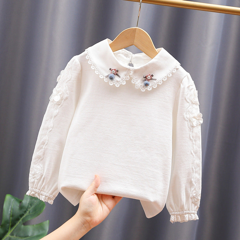 Mädchen Bluse mit elegantem Spitzenkragen und filigranen Akzenten EB
