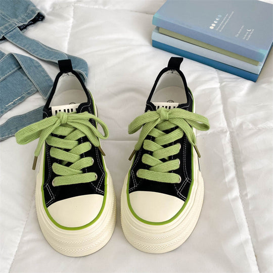 Damen Trendige Sneaker mit dicker Sohle und modischen Details EB