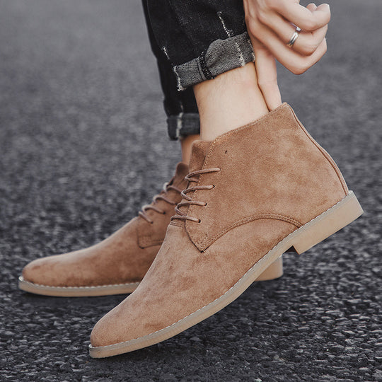 Herren Mokassins aus weichem Wildleder mit modernem Design EB