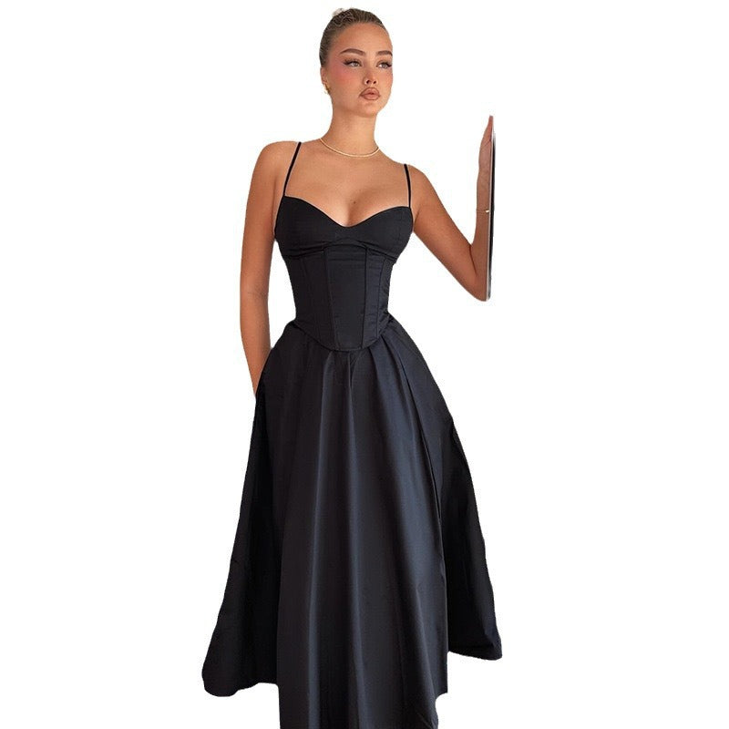 Damen Elegantes Abendkleid mit tailliertem Oberteil und schwingendem Rock EB