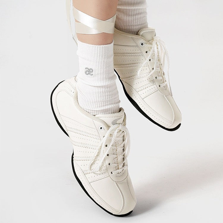 Damen sportliche Sneaker mit atmungsaktivem Obermaterial und rutschfester Sohle EB