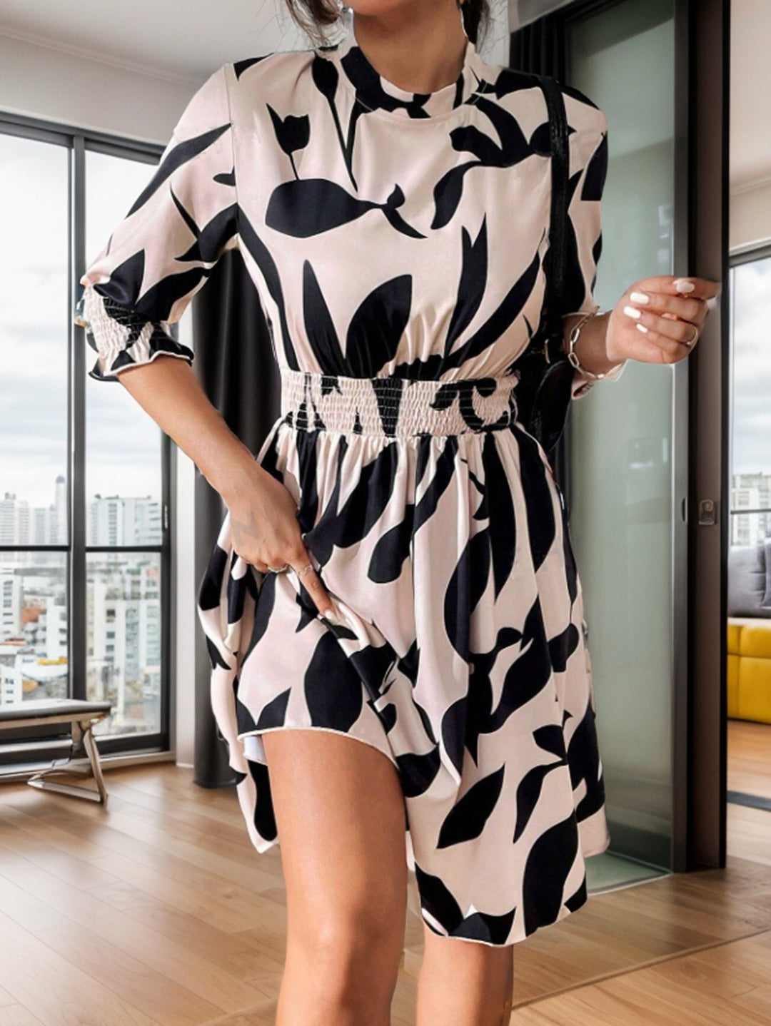 Damen Blumenkleid mit elastischem Taillenzug und Ballonärmel EB