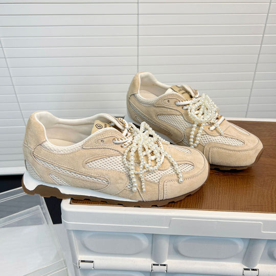 Damen Komfortable Sneakers mit innovativer Mesh-Oberfläche und dekorativen Perlenapplikationen EB