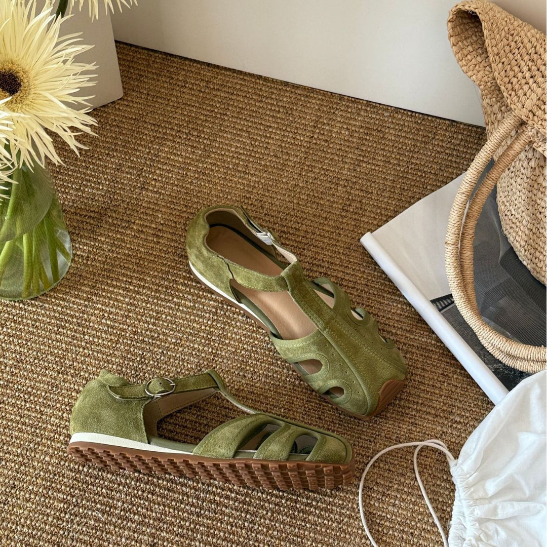 Damen Komfortable Sandalen mit geschlossenen Zehen und modischem Riemen EB